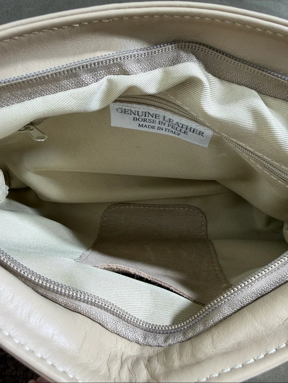 Authentic Florentine Vera Pelle Italian Leather Saddle Crossbody – Cream